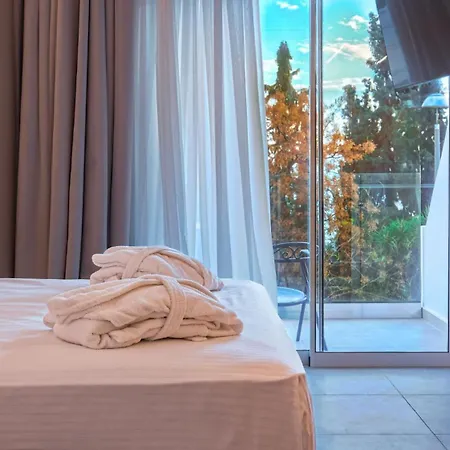 Paradise Evia, A Member Of Radisson Individuals