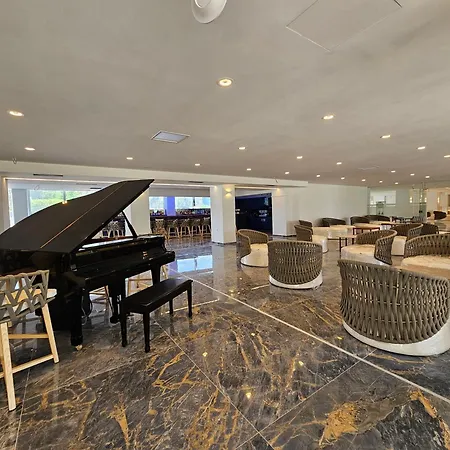 Paradise Evia, A Member Of Radisson Individuals Hotel