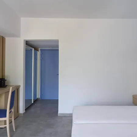 ホテル Paradise Evia, A Member Of Radisson Individuals 5*