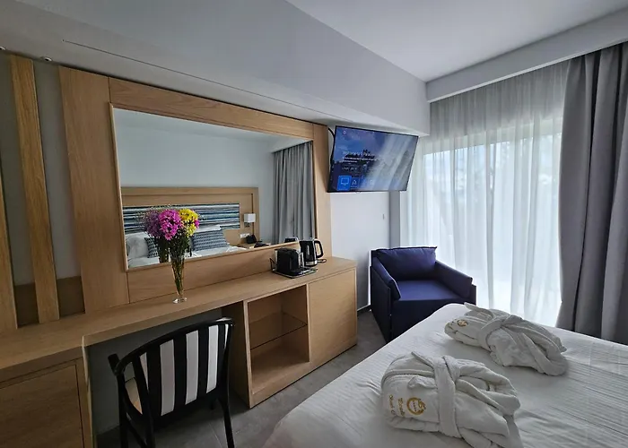 Paradise Evia, A Member Of Radisson Individuals Hotel Eretria (Evia)